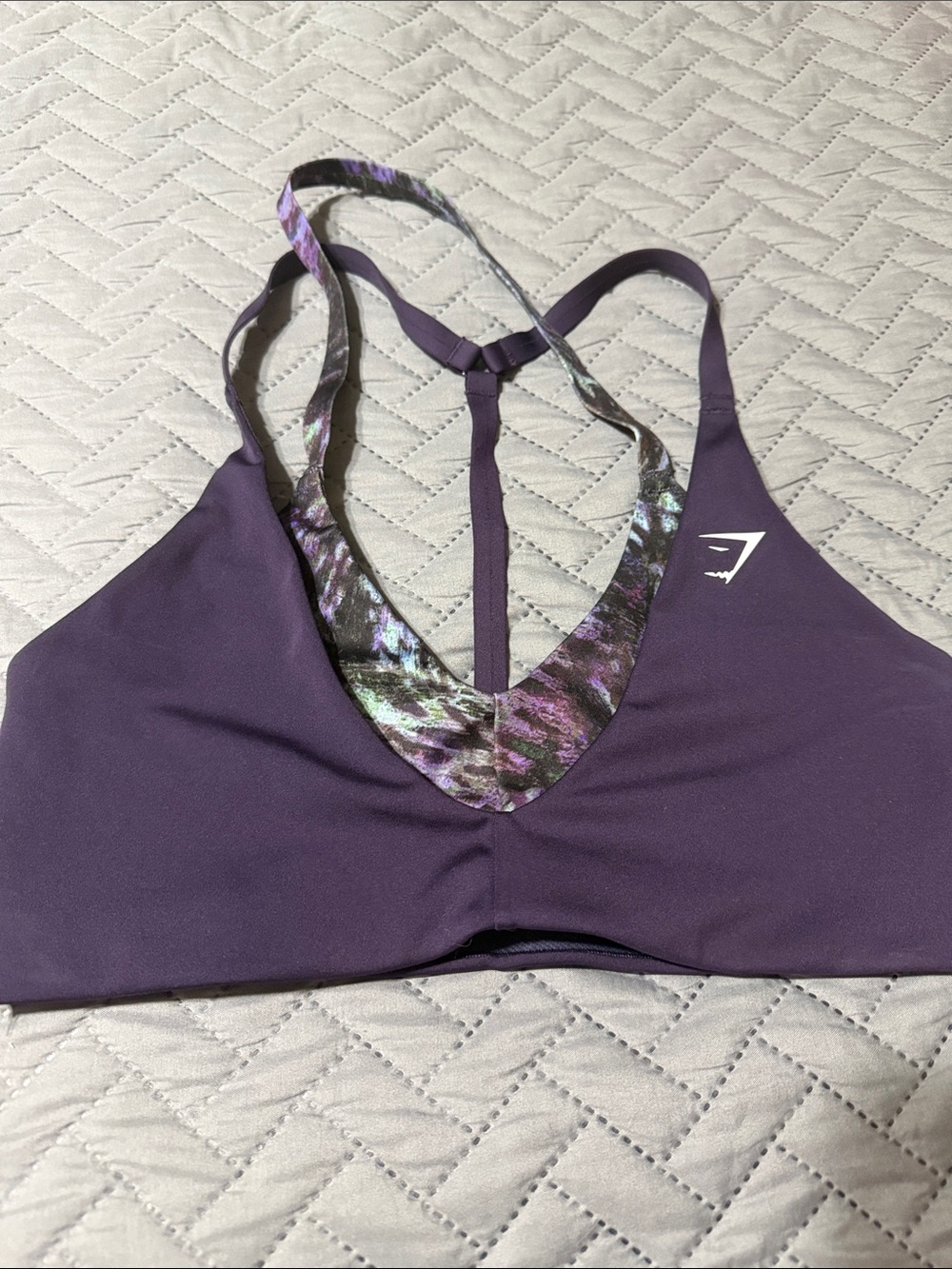Gymshark Purple V-Neck Racerback Sports Bra with Patterned Trim